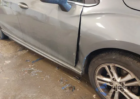 2018 Chevrolet Cruze Lt Auto z USA, uszkodzony, nr VIN 1G1BE5SM5J7140876